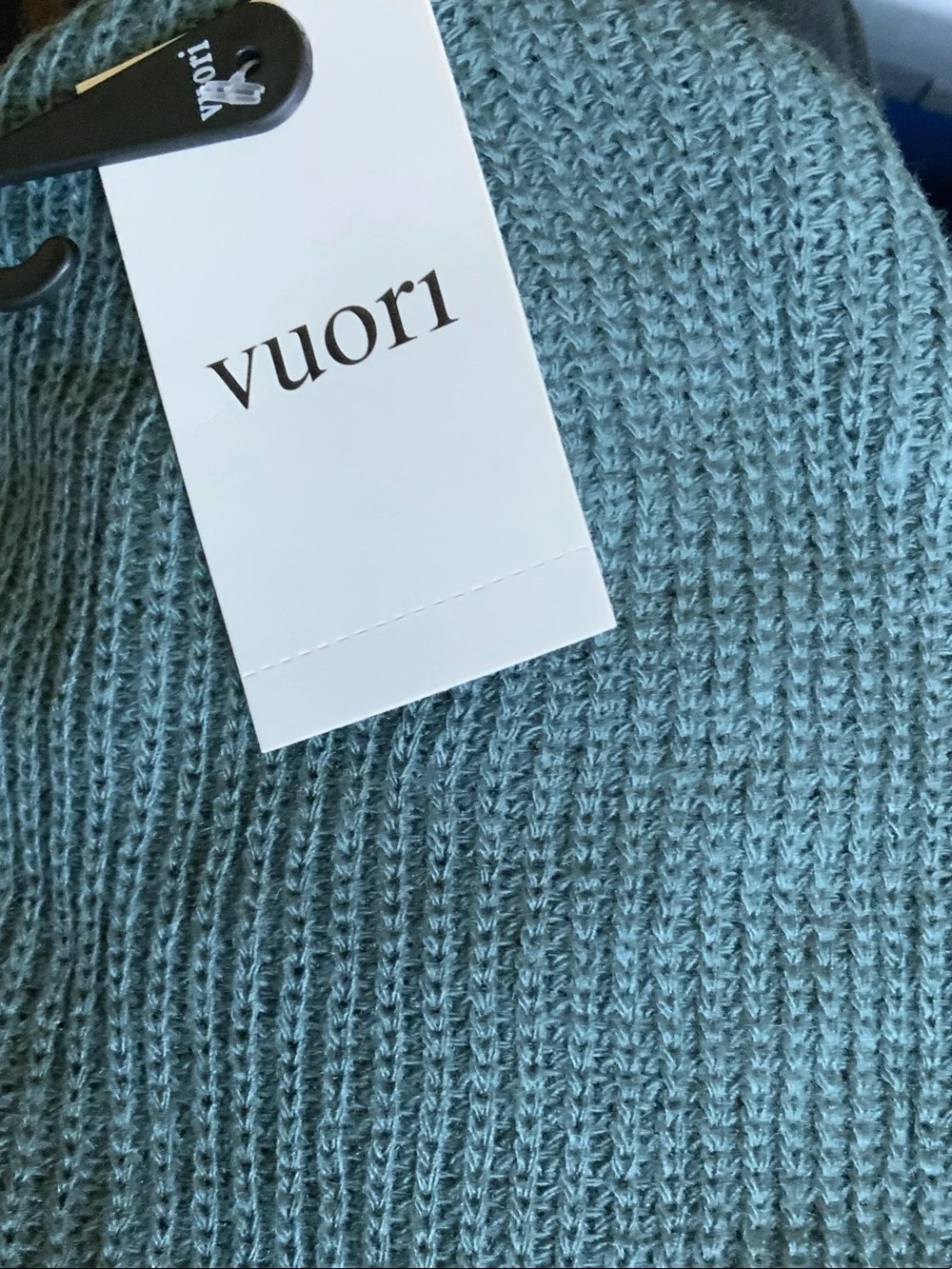 NWT Vuori California beanie color azure - Picture 2 of 2
